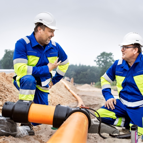 Rohrleitungsbauer bei der Arbeit